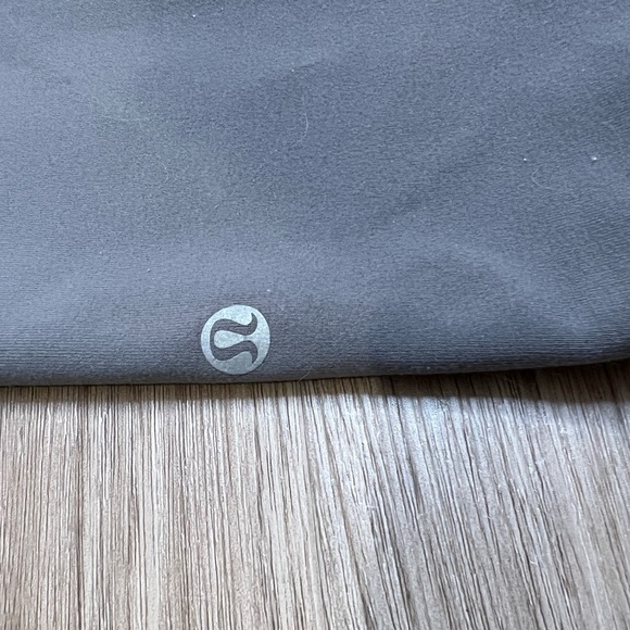 Lululemon Raspberry Cream & grey Double lined Crop leggings size 4 - Picture 7 of 7